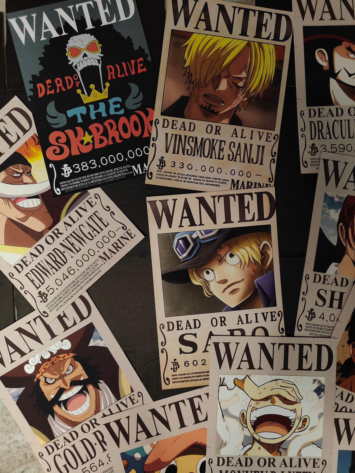 ONE PIECE WANTED POSTERS - WALL COLLAGE POSTERS