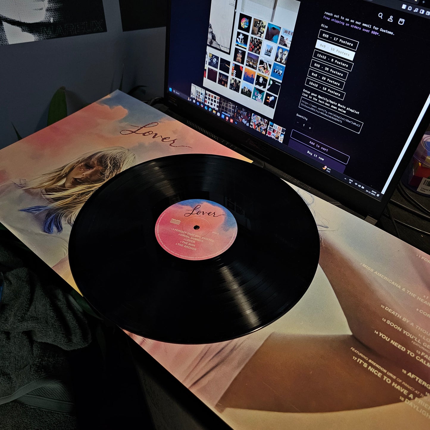 VINYL RECORDS - TAYLOR SWIFT