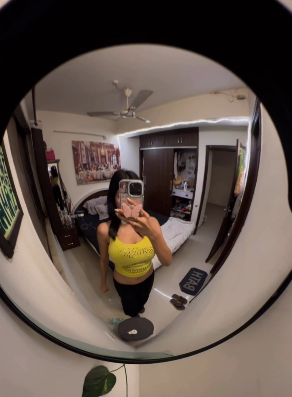 AESTHETIC TRAFFIC MIRROR