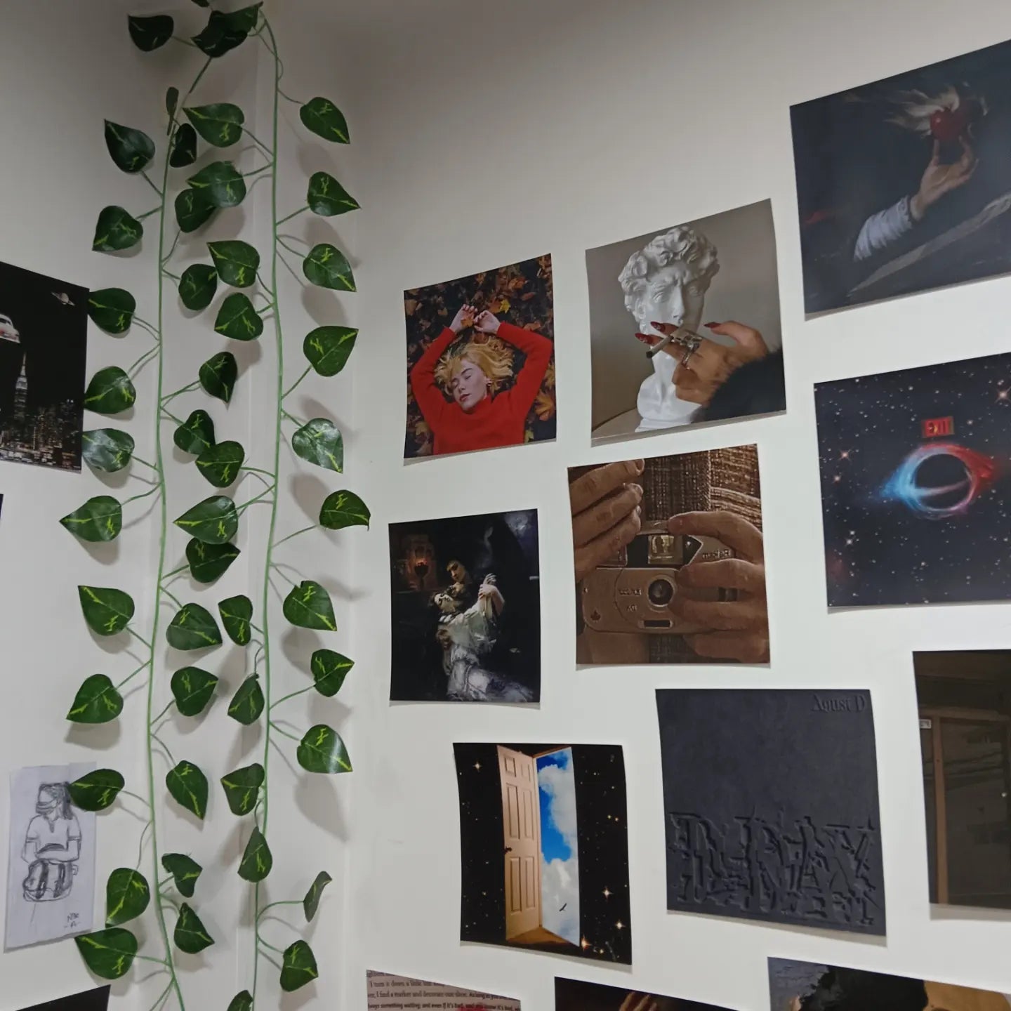 CUSTOM WALL COLLAGE POSTERS